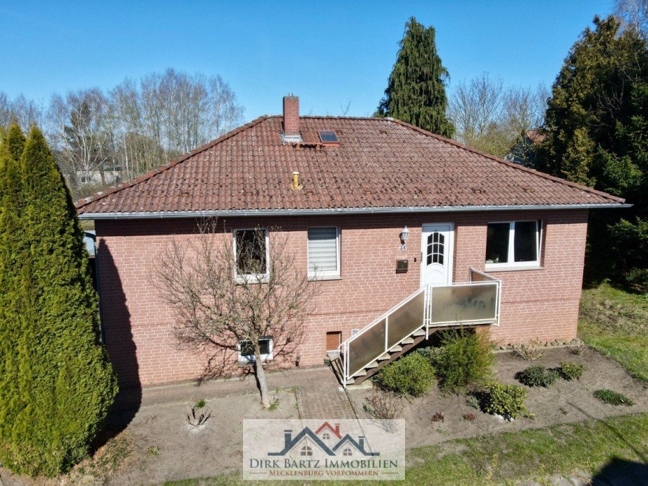 Hausansicht Einfamilienhaus Uckerm�nde