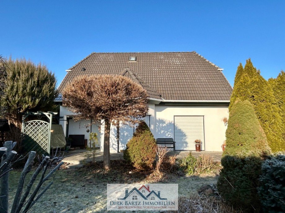 R�ckansicht Einfamilienhaus Demmin