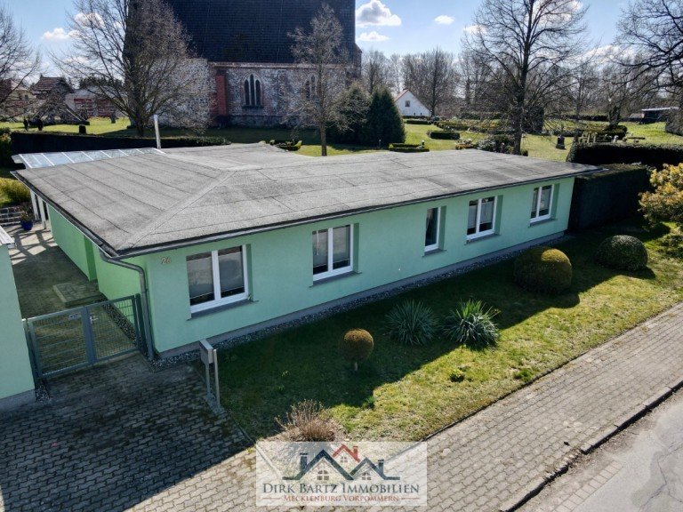 Ansicht Loitz Einfamilienhaus Ruhig und Gem�tlich!! Einfamilienhaus mit toller Ausstattung.