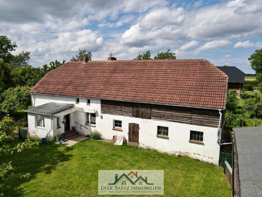 dji_fly_20260618_145406_861_1781787620024_photo Bauernhaus Beggerow