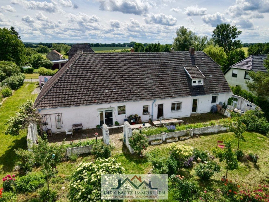 dji_fly_20260610_121902_831_1781086994944_photo Bauernhaus Hohenmocker