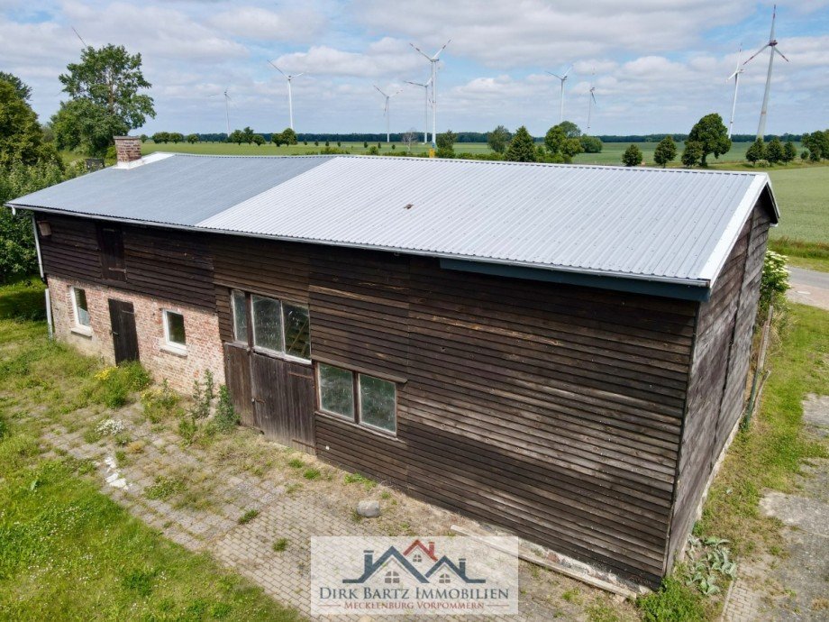 dji_fly_20260617_110622_859_1781687250374_photo Einfamilienhaus V�lschow