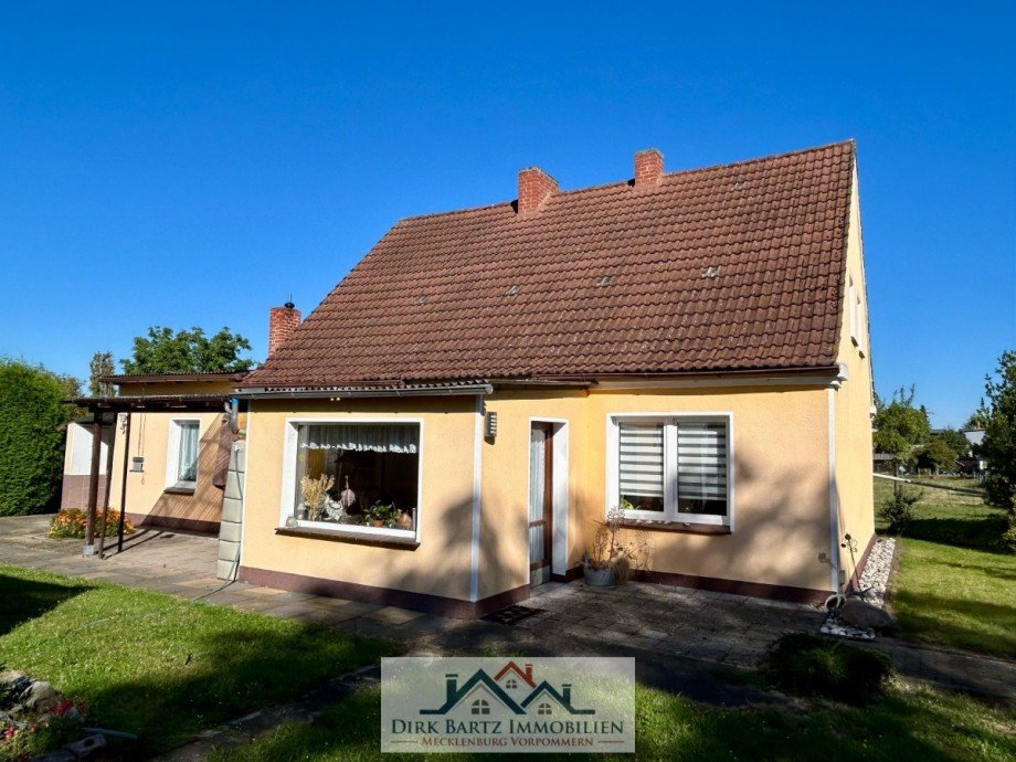 Seitenansicht Einfamilienhaus Loitz