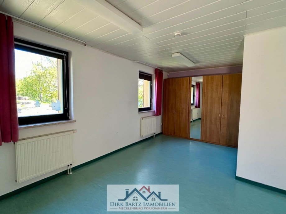 Zimmer 2 Mehrfamilienhaus Borrentin