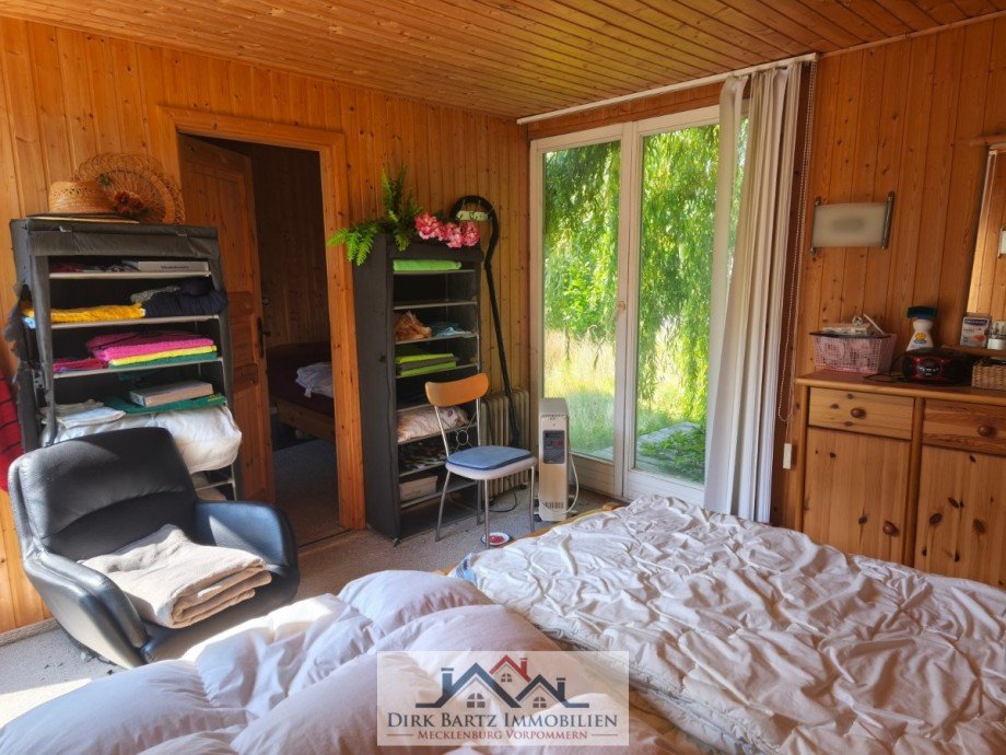 Schlafzimmer Terrasse rechts Ferienhaus Kr�slin