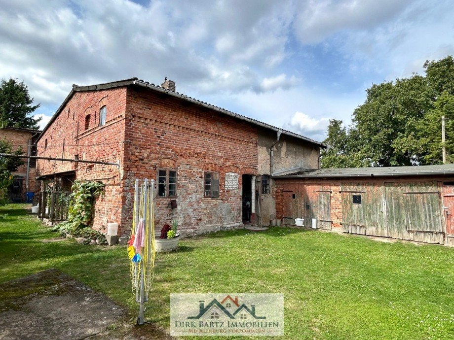 Nebengelass Einfamilienhaus 17111