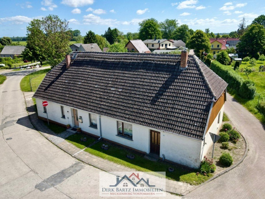 Stra�enseite Einfamilienhaus Nossendorf