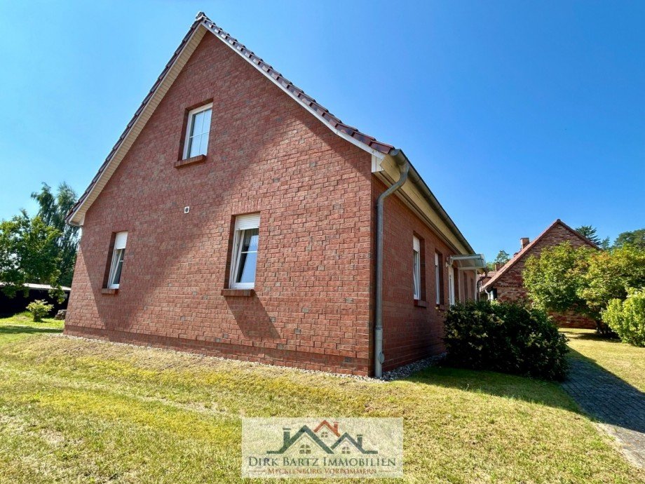 Seitenansicht Einfamilienhaus Gielow