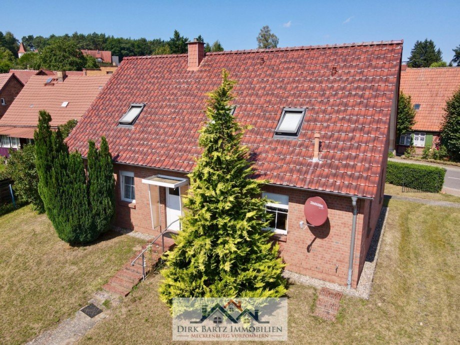 R�ckansicht Einfamilienhaus Gielow