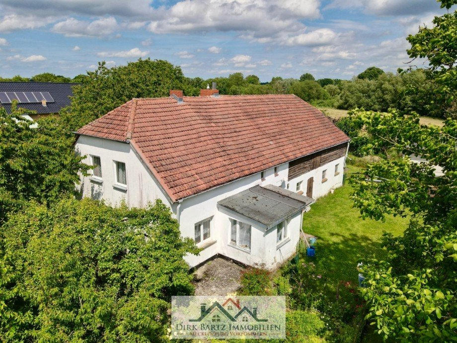 dji_fly_20260618_150100_869_1781787702180_photo Bauernhaus Beggerow