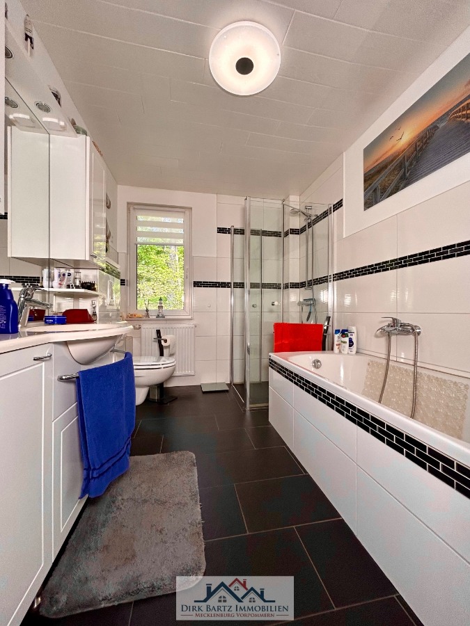 Bad mit Wanne Haus Wandlitz