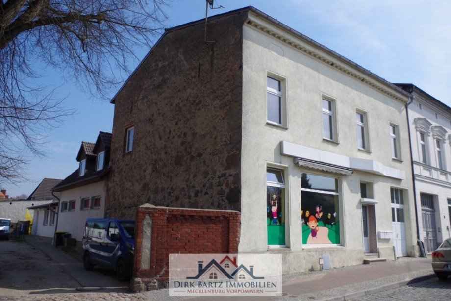 Bild... Mehrfamilienhaus Jarmen