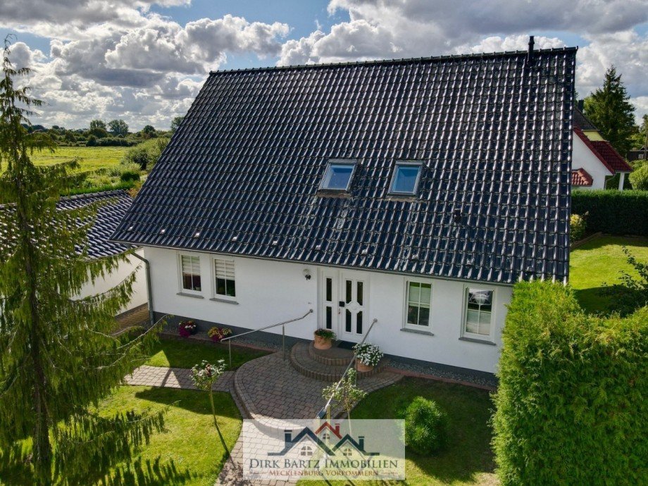 Titelbild Einfamilienhaus Loitz