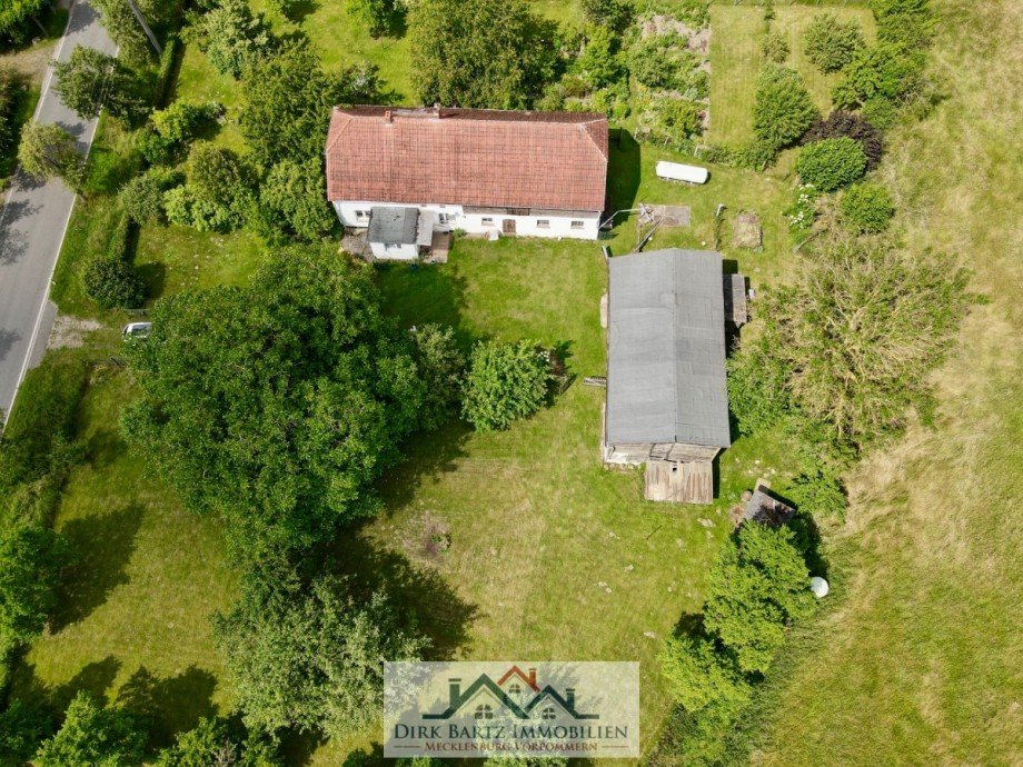 dji_fly_20260618_145628_866_1781787456810_photo Bauernhaus Beggerow