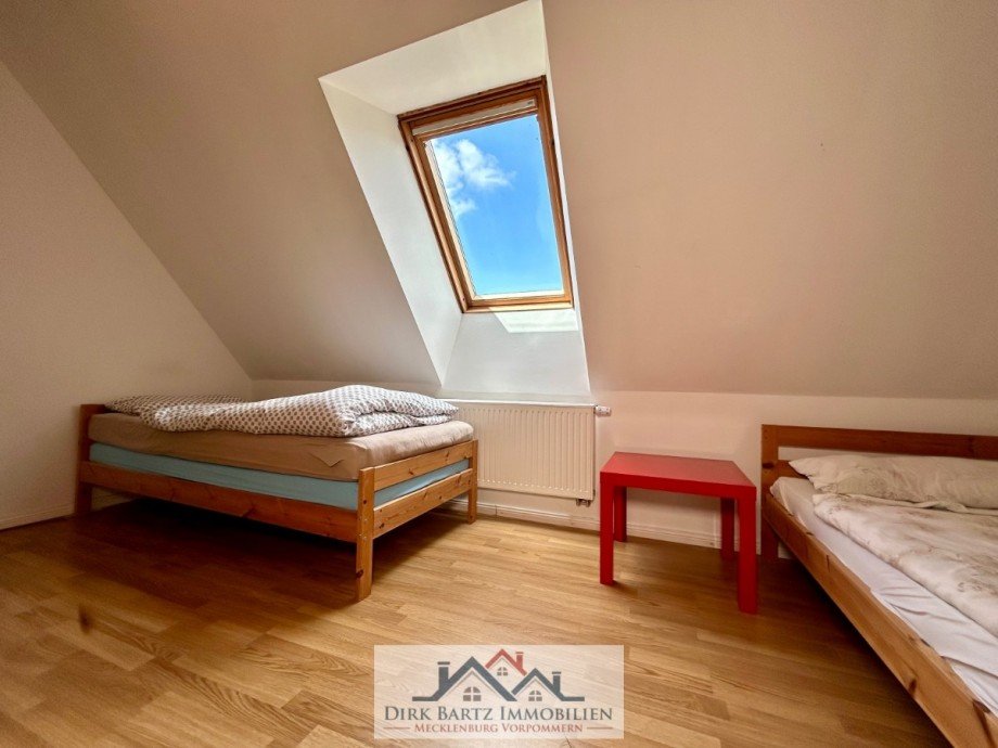 Schafzimmer 1 OG Reihenendhaus Deyelsdorf-Bassendorf
